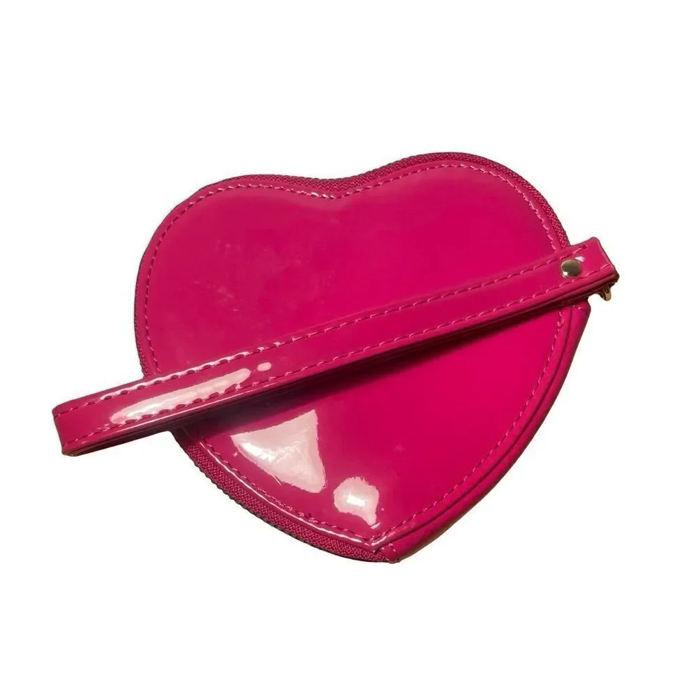Juicy Couture ‘Can’t Tame Her’ Wristlet NWOT